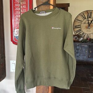 Green champion sweatshirt